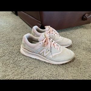 New Balance 997H Pink Gold Suede Running Sneakers Women’s Size 8 B